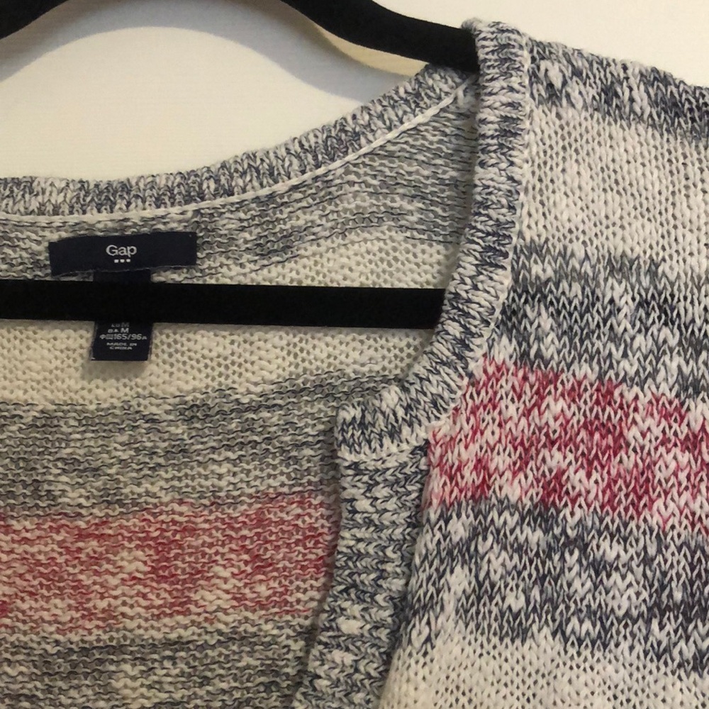 Sweater - Picture 4 of 4